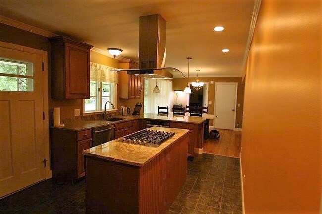 kitchen - 61 Cornell Blvd