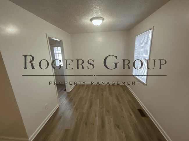 Building Photo - #450 - 611-613 Hicks Mill Rd Duplex