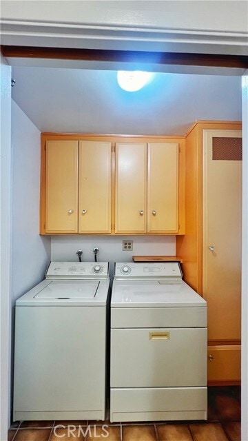 Building Photo - 12781 Topaz St