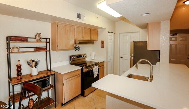 Building Photo - 4610 St Croix Ln