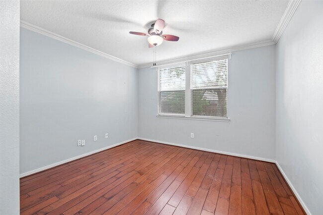 Building Photo - 16127 Spur Canyon Ct