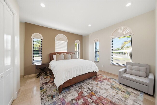 Building Photo - 10270 SW 58th St