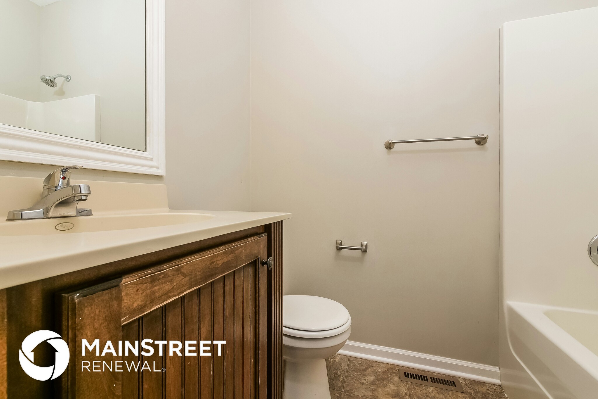 Building Photo - 593 Kreisel Dr