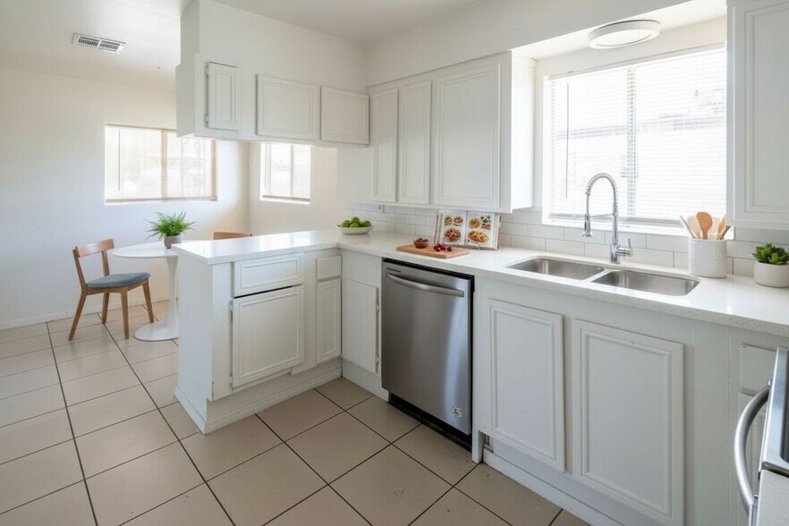 Building Photo - 66229 4th St