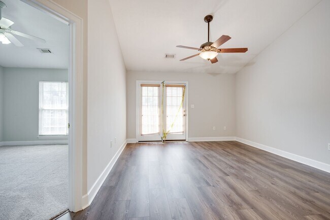 Building Photo - 313 Whitney Pl
