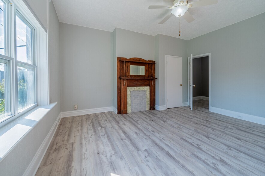 bedroom 2 - 304 Warner St
