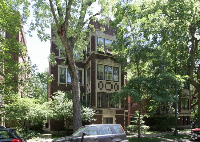 Building Photo - 5025 S Woodlawn Ave
