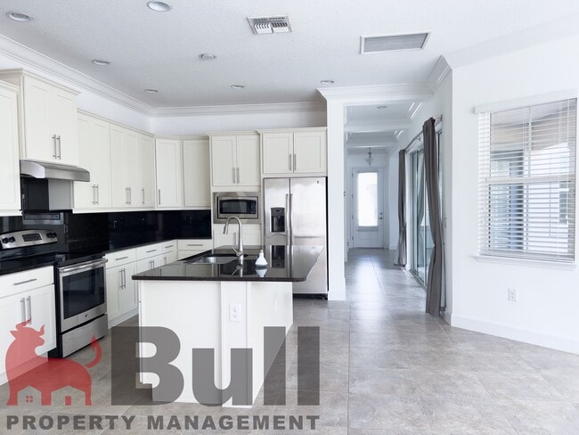 Building Photo - 14014 Dunant Ln