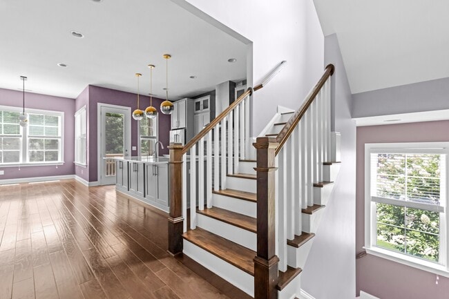 Building Photo - 3102 Rushworth Dr