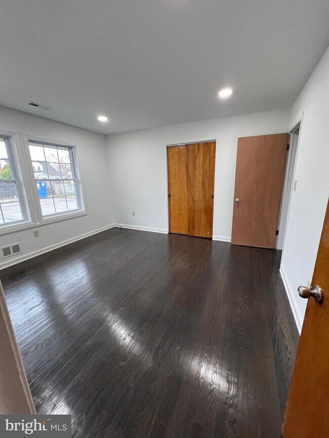 Building Photo - 13322 Occoquan Rd