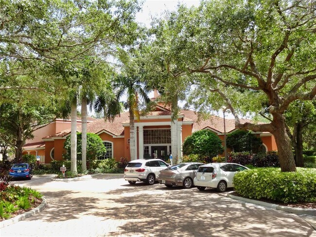Building Photo - 4118 Central Sarasota Pkwy