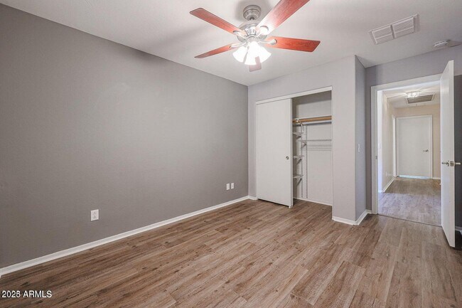 Building Photo - 15230 W Crocus Dr
