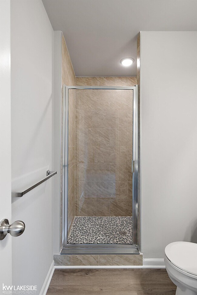 Building Photo - 51410 Tides Dr