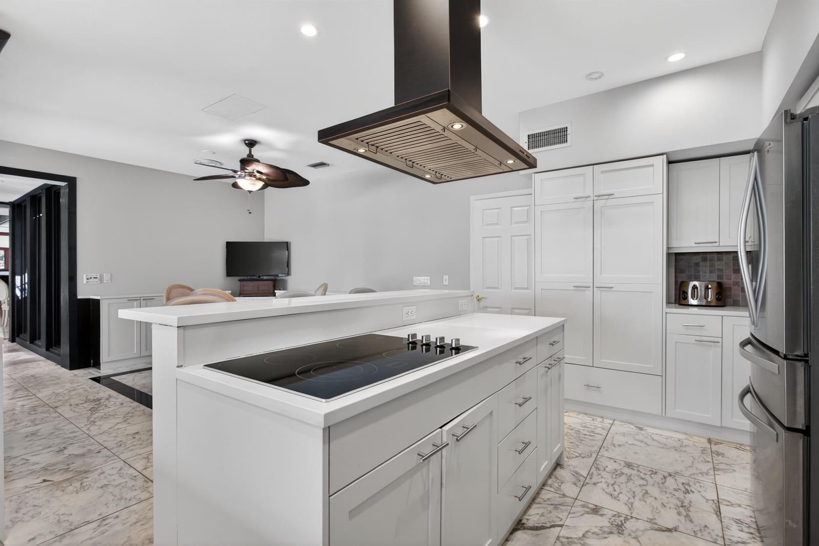 Building Photo - 3170 Estates Dr