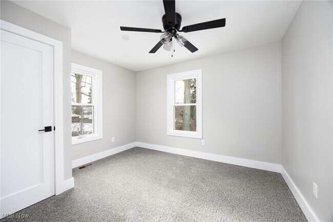 Building Photo - 3101 Wagoner St