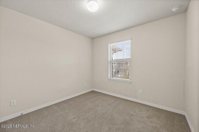 Building Photo - 7023 Buroak Ct