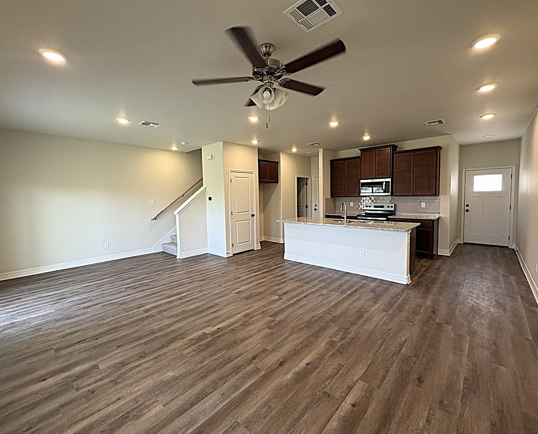 Building Photo - 1154 Lindsey Dr