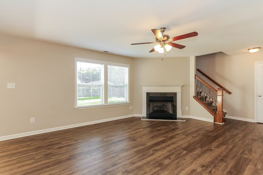 Building Photo - 11028 Belmont Run Ln
