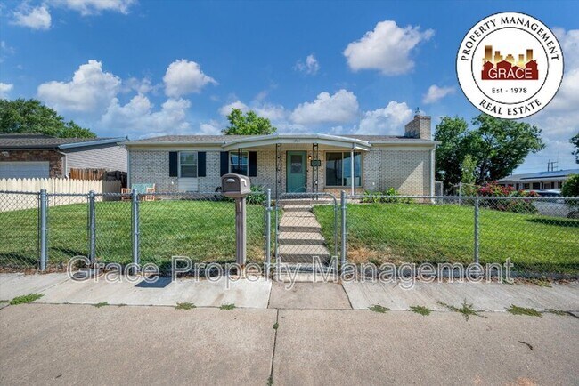 Primary Photo - 1701 W. 55th Pl.