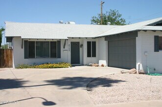 Building Photo - 8750 E Plaza Ave