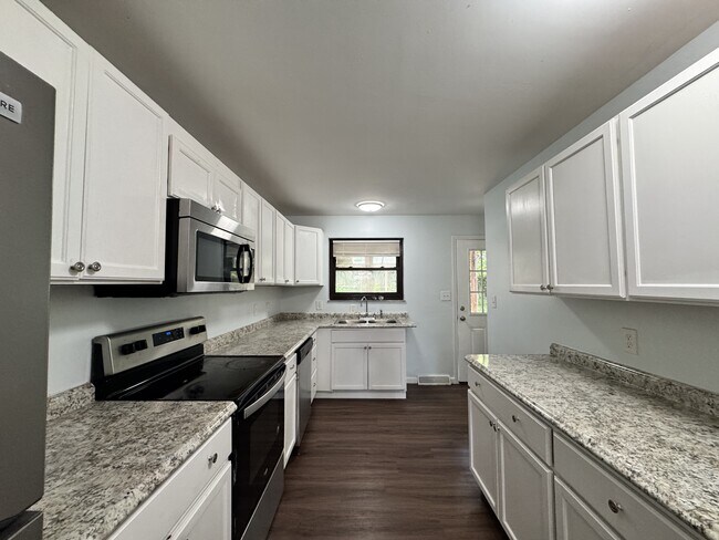 Building Photo - 716 Cranford Dr