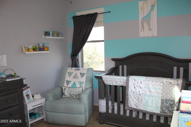 Building Photo - 3457 S Swan Dr