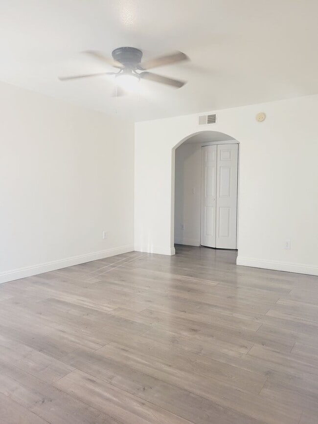 Building Photo - 6500 W Lake Mead Blvd