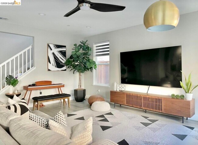 Building Photo - 183 Goose Creek Ave