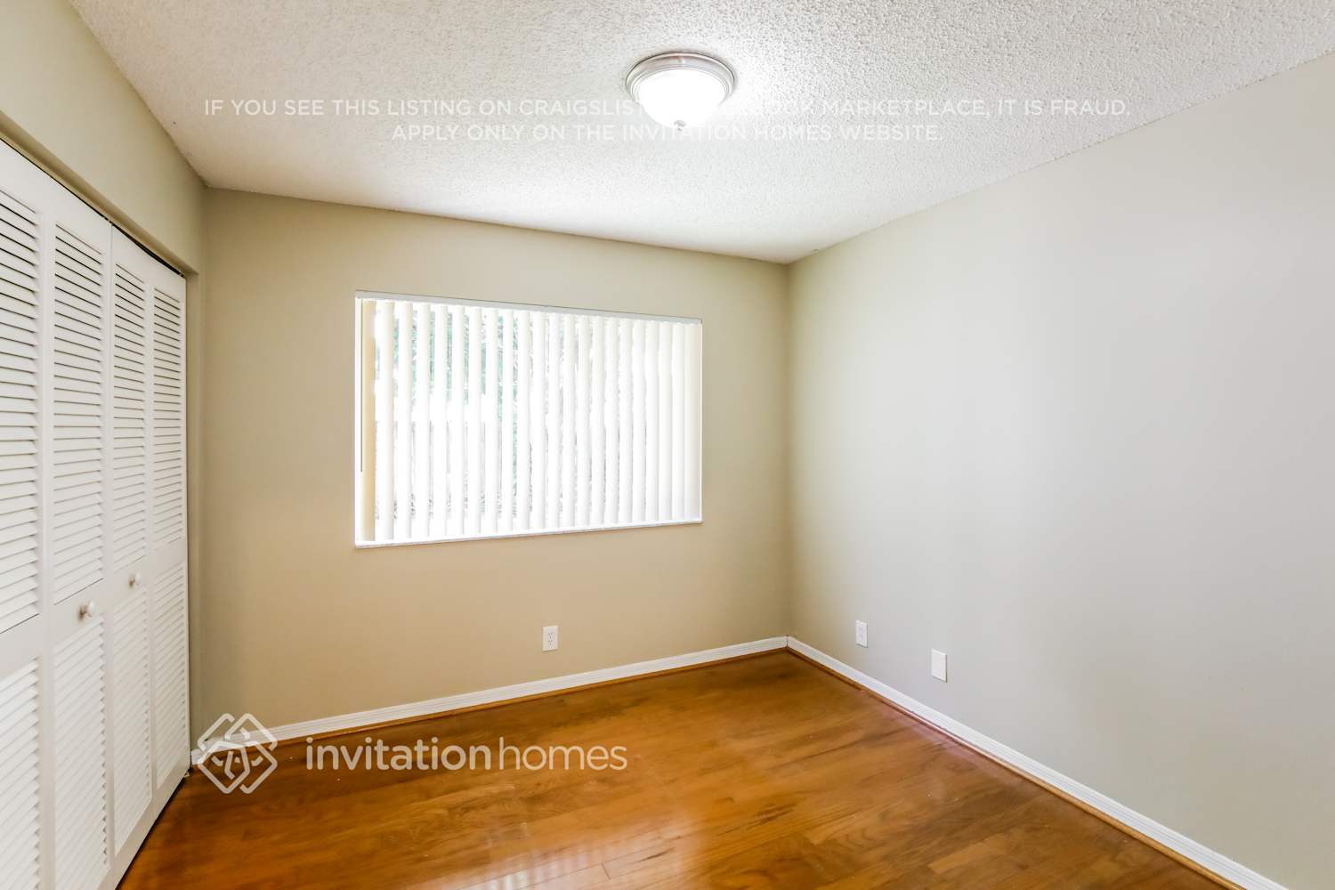 Building Photo - 10841 SW 14th Ct