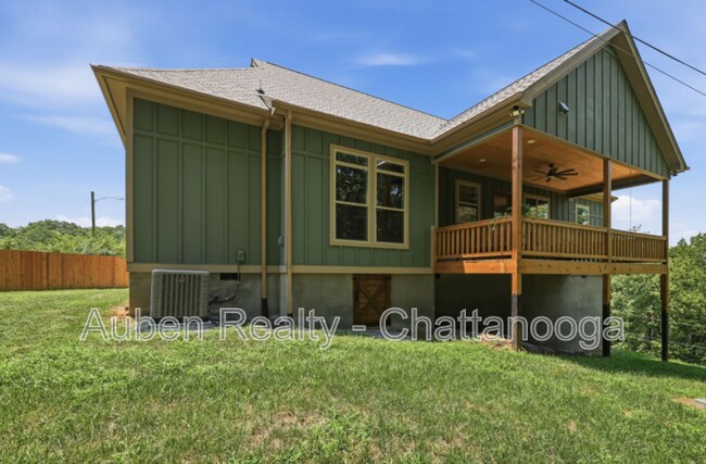Building Photo - 3556 Cottonwood Ln