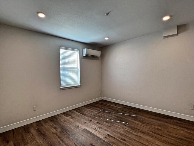 Building Photo - 3327 Tejon St
