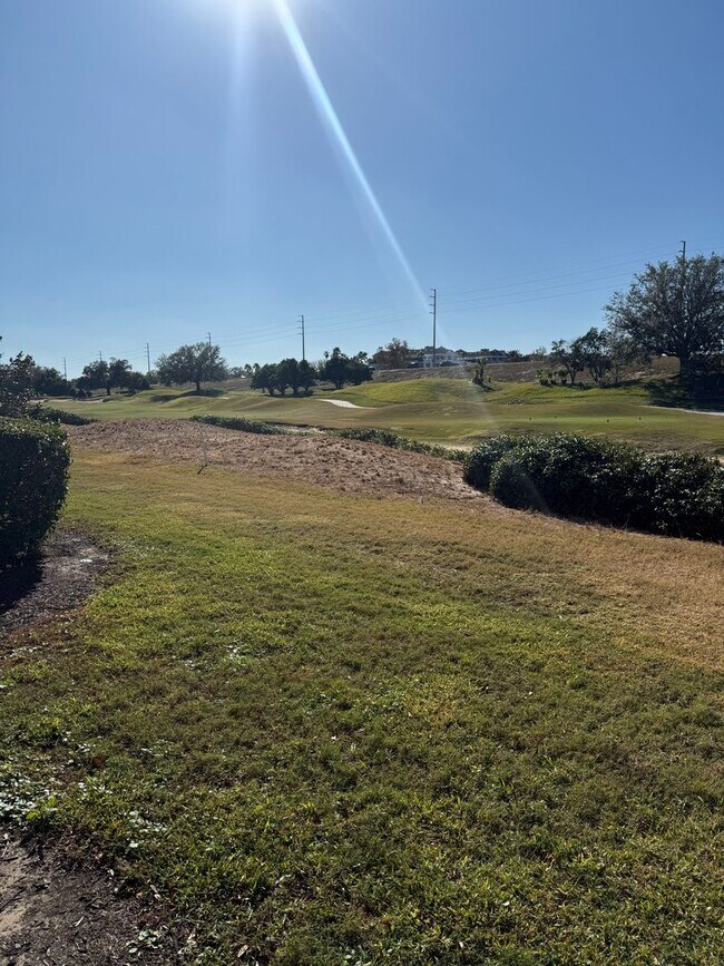 Building Photo - 860 Assembly Ct