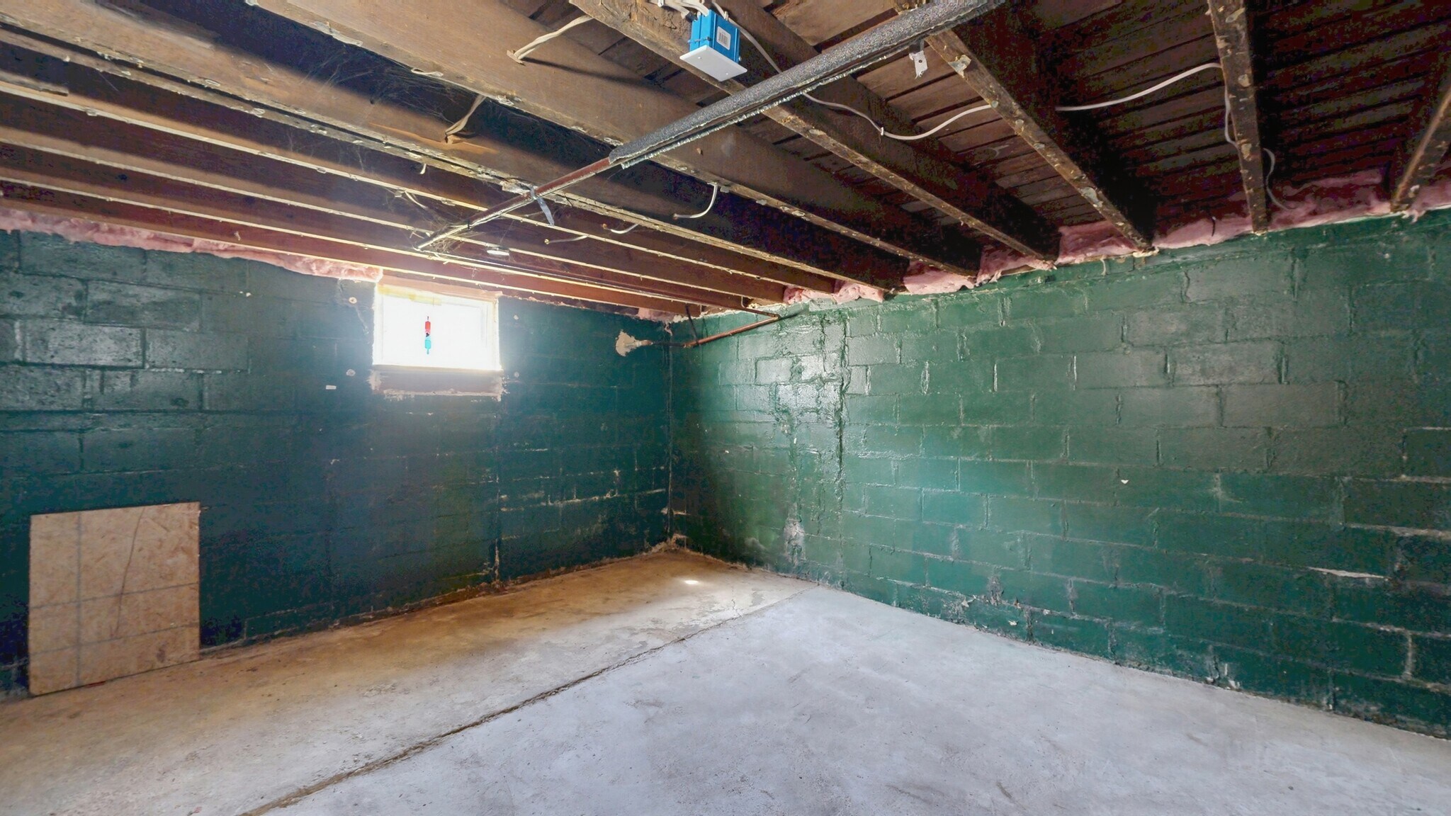 Building Photo - 2128 Fordney St