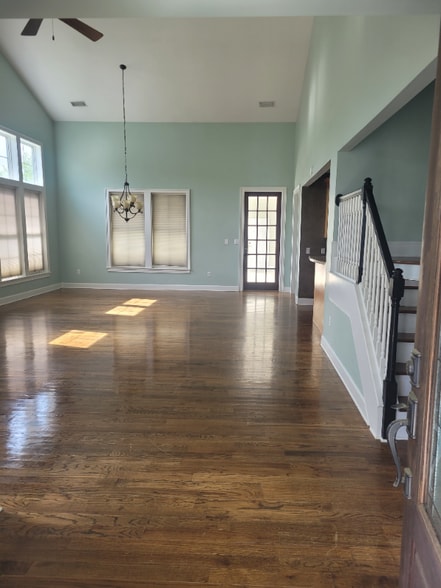 Building Photo - 204 Mitchell Pl Dr