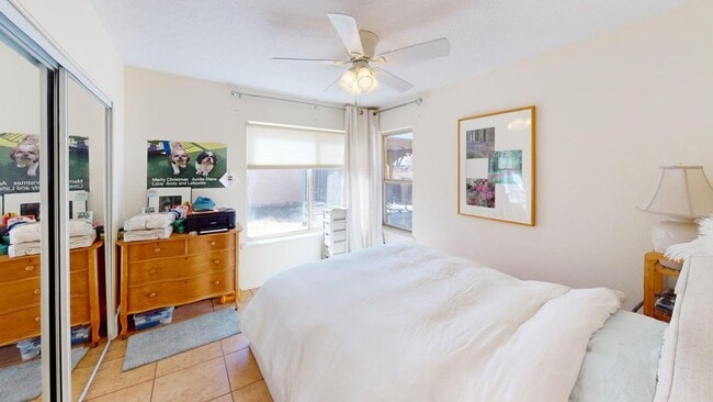 Building Photo - Gardeners dream