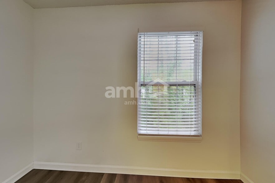 Building Photo - 5408 Botany Bay Dr