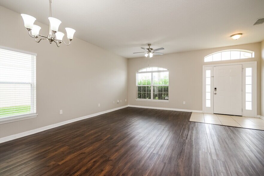 Building Photo - 336 Marathon Ln