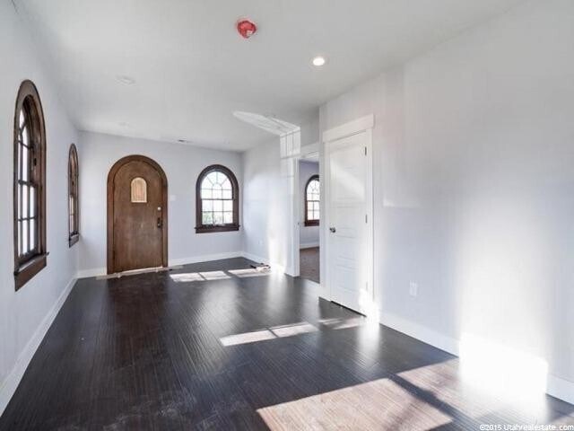 Building Photo - 379 S 1000 E