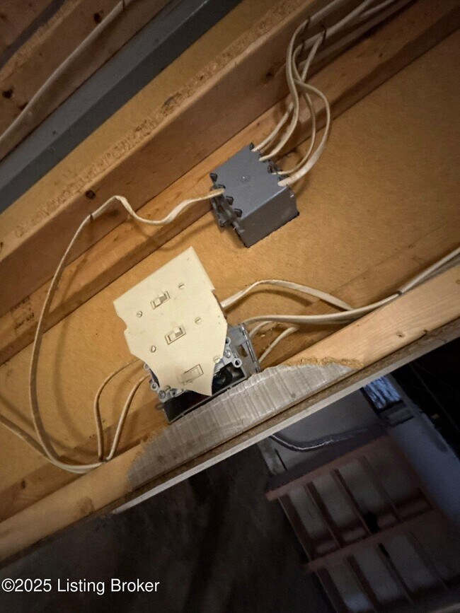 Building Photo - 3445 Allison Way