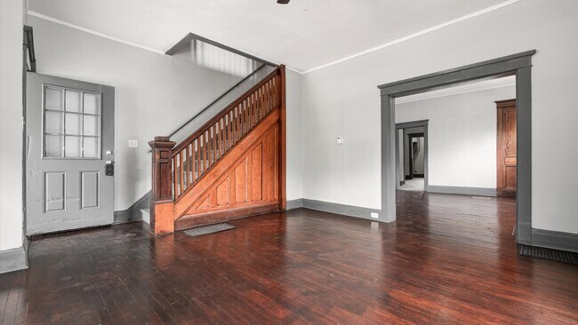 Building Photo - 279 Hudson Ave