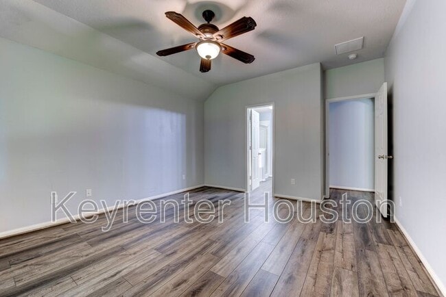 Building Photo - 6411 Silver Shade Dr