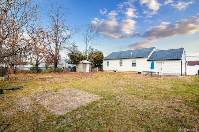 Building Photo - 41 Morning Dr