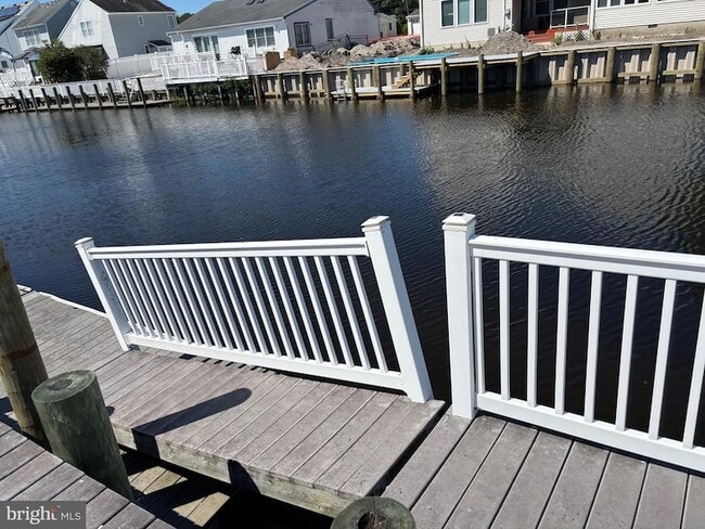 Building Photo - 156 Rodman Dr