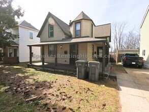 Building Photo - 212 S Emerson Ave