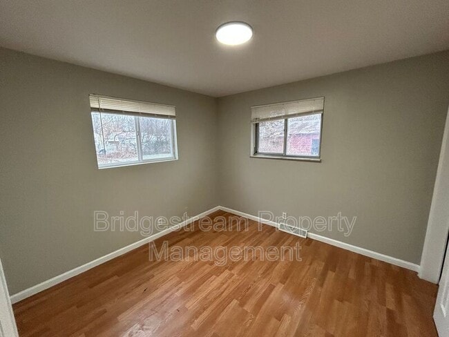 Building Photo - 4633 Blueberry Ave