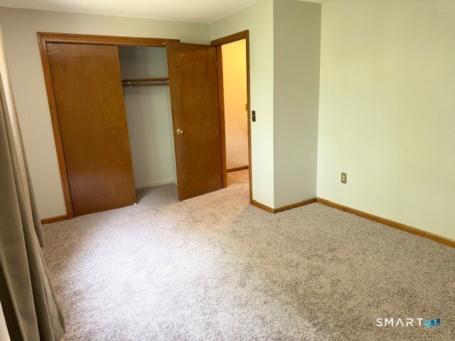 Building Photo - 139 Songbird Ln