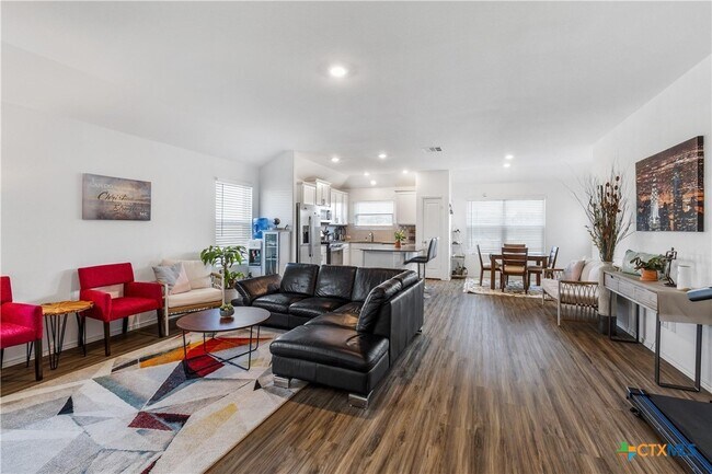 Building Photo - 107 Isaac Millsaps Trl