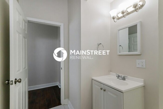 Building Photo - 2 Bedroom Pet-Friendly Home in Louisville,...