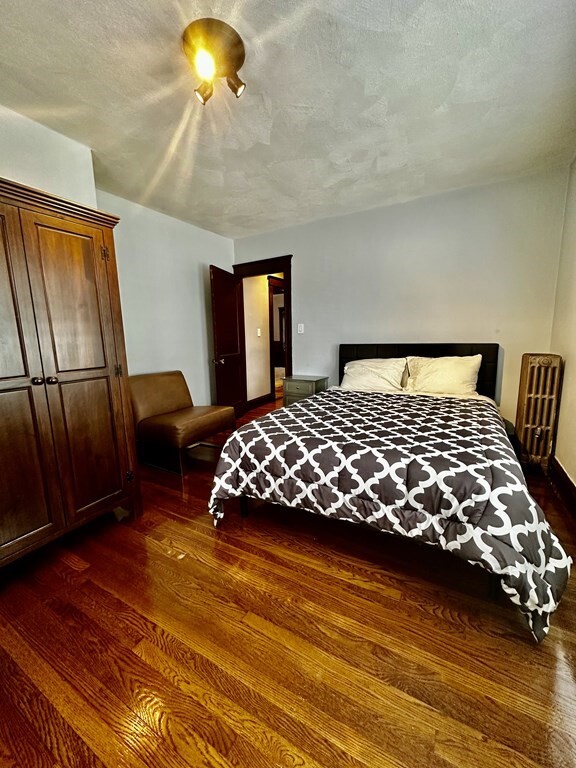 Building Photo - 4 Blakeville St