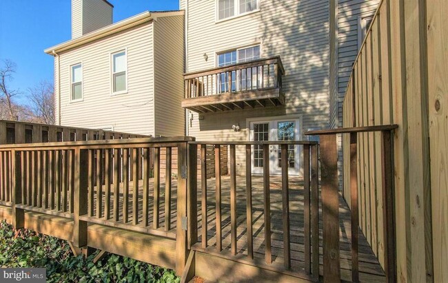 Building Photo - 7587 Chrisland Cove